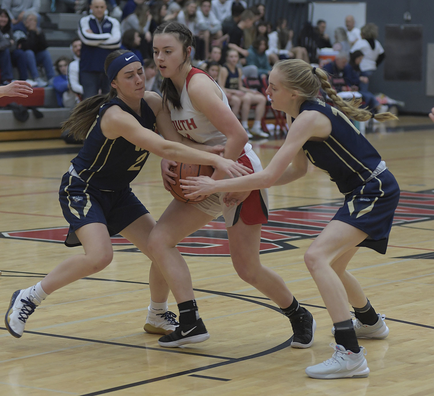 Bulldogs vs RedHawks Girls12